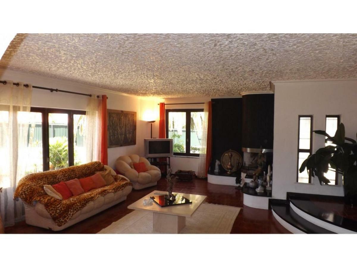 Bed and Breakfast Casa Teresinha Sesimbra Esterno foto