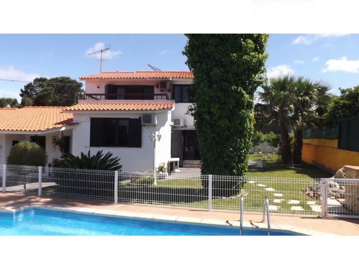 Bed and Breakfast Casa Teresinha Sesimbra Esterno foto