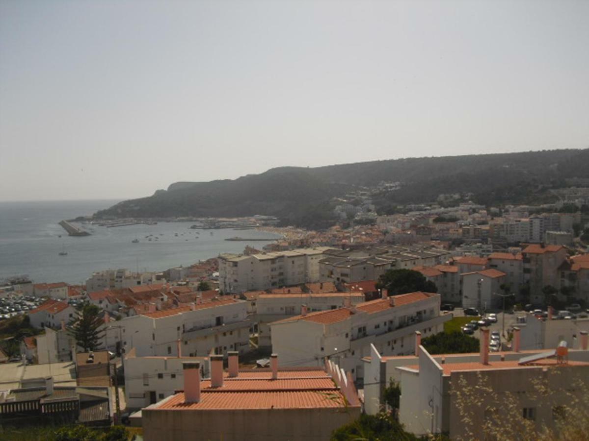 Bed and Breakfast Casa Teresinha Sesimbra Esterno foto