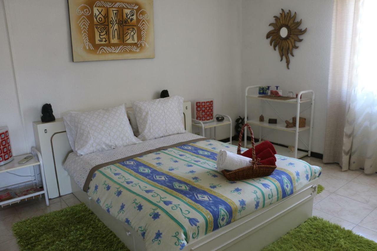 Bed and Breakfast Casa Teresinha Sesimbra Esterno foto